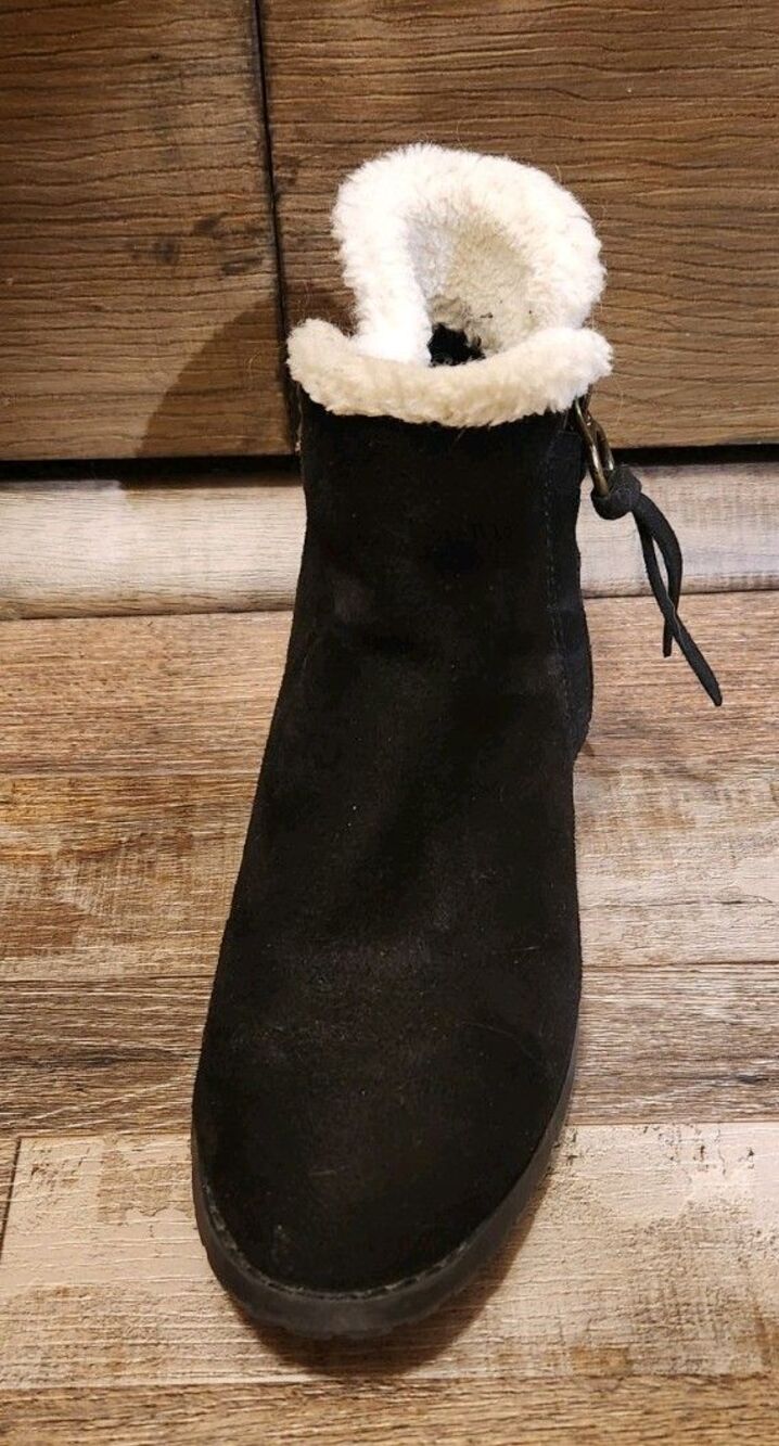 Ladies 7 a.n.a. Women's Zip Up Faux Suede Black Ankle Boots, With Faux Fur Cuff - Picture 7 of 11